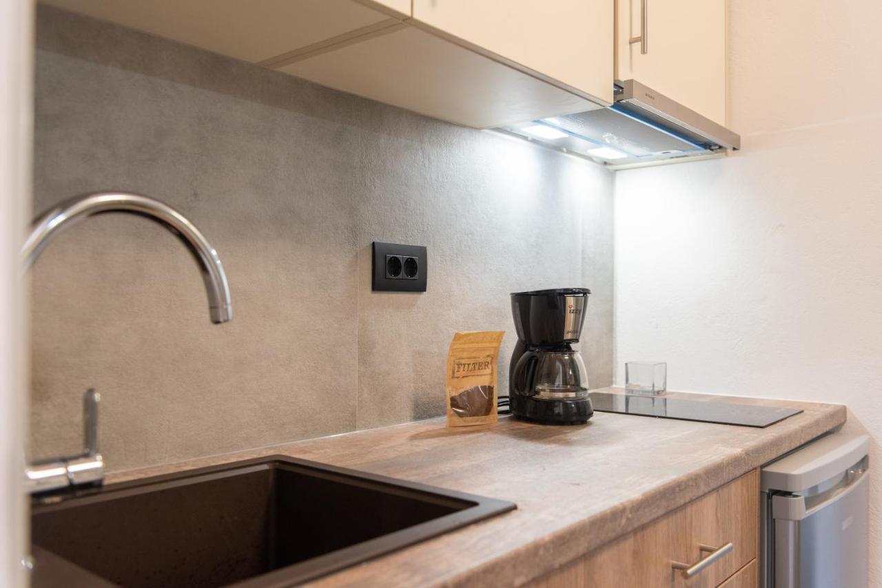 Platis Gialos  Lazarou Beach Apartments מראה חיצוני תמונה