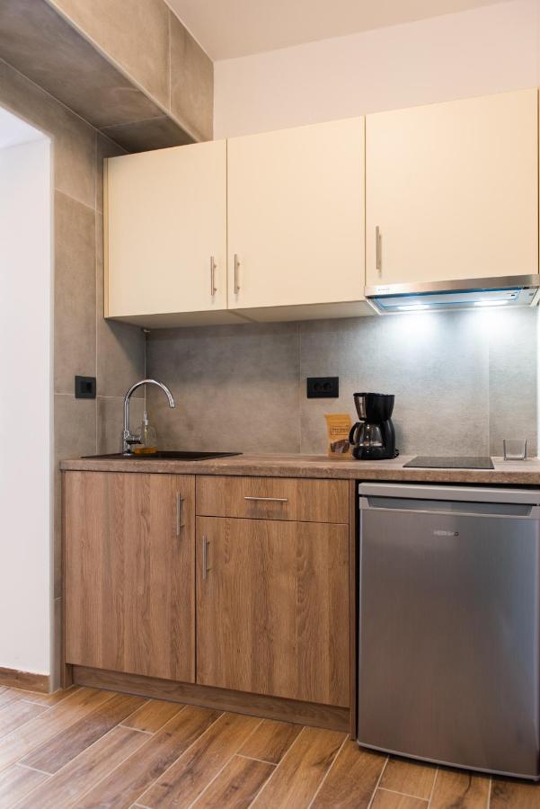 Platis Gialos  Lazarou Beach Apartments מראה חיצוני תמונה