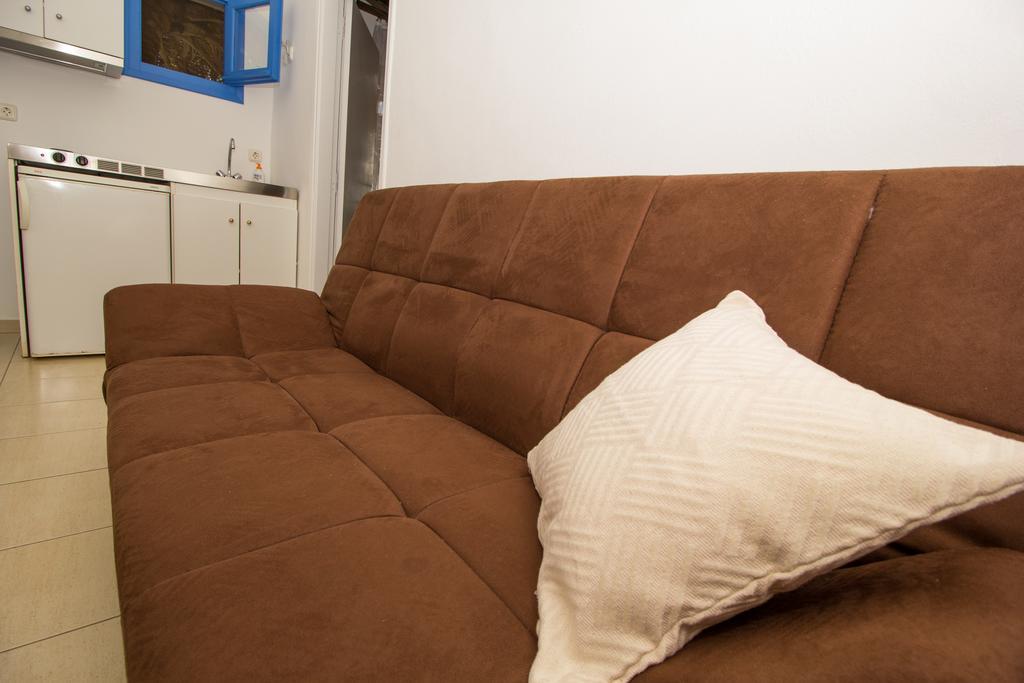 Platis Gialos  Lazarou Beach Apartments מראה חיצוני תמונה
