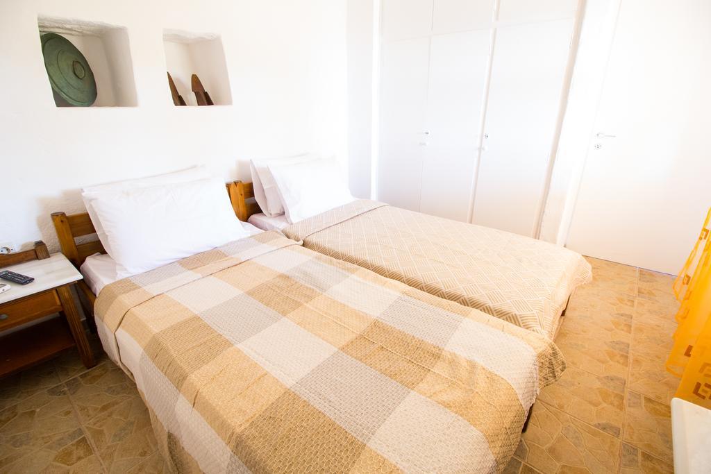 Platis Gialos  Lazarou Beach Apartments מראה חיצוני תמונה