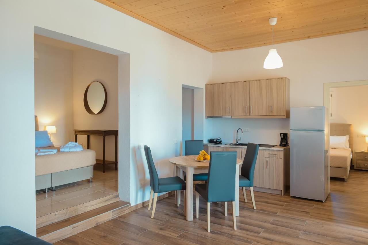 Platis Gialos  Lazarou Beach Apartments מראה חיצוני תמונה